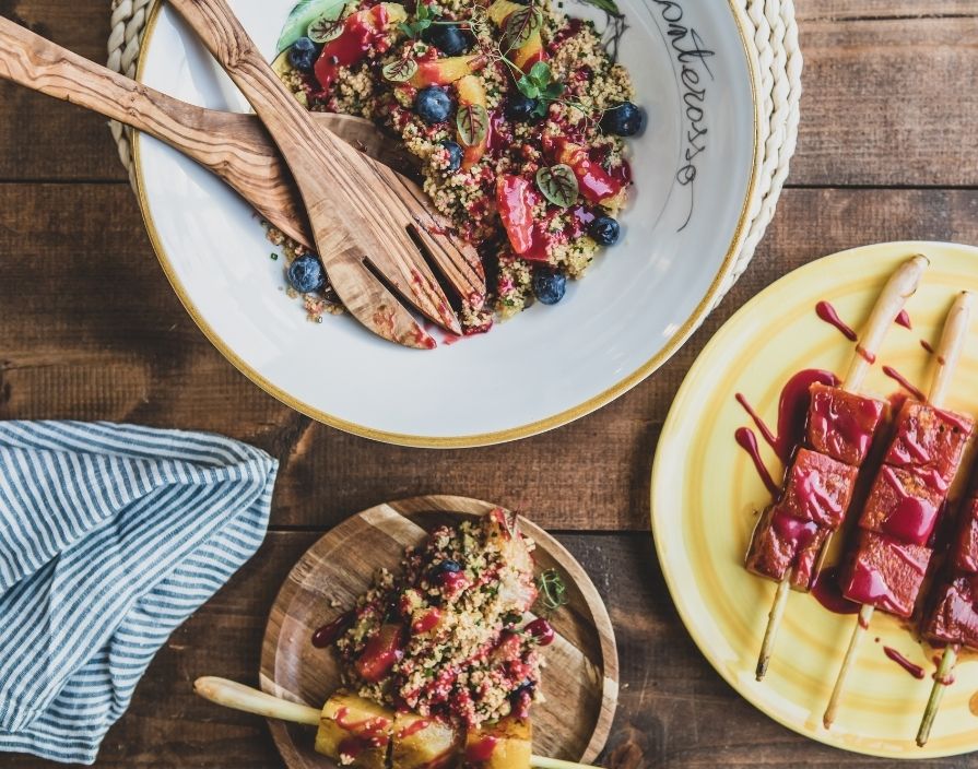 Couscous-Salat mit Fruchtspießen - oilvinegar.ch